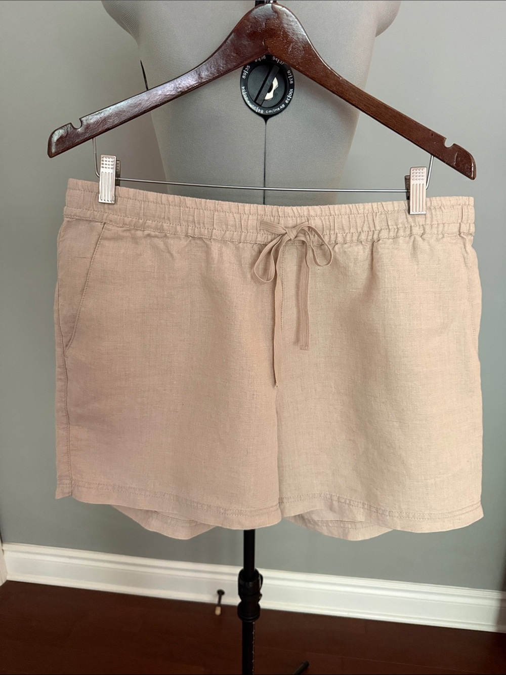 Tommy Bahama Beige High Waist Linen-Blend Drawstring Shorts